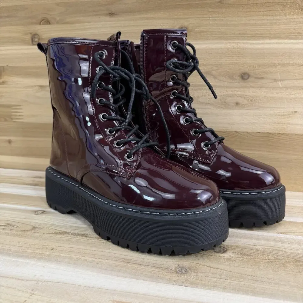 Forever Lace-Up Combat Moto Ankle Boots Booties Low Block Heel Wo’s Size 9